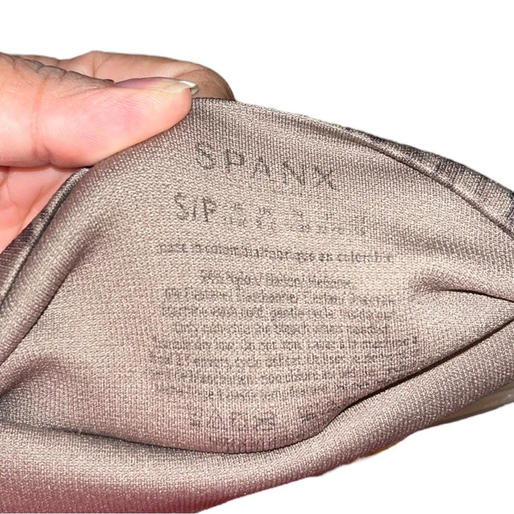 Spanx Look At Me Now Seamless Leggings Animal Leopard Print Women’s Small Size - Picture 4 of 4